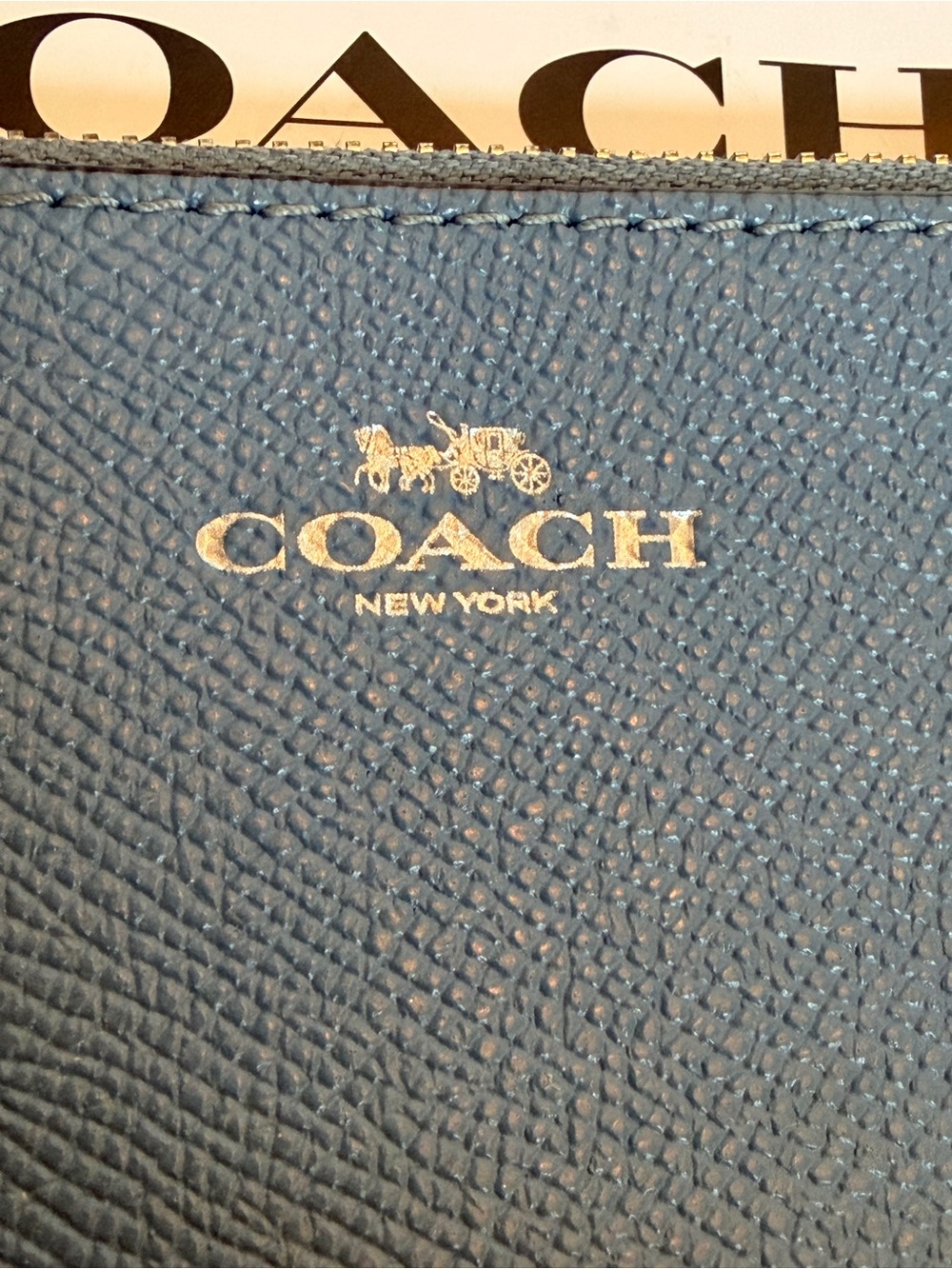 Coach Light Blue Crossgrain Leather Corner Zip Wristlet Silver Horse & Carriage - Picture 5 of 12